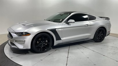 Used 2018 Ford Mustang Coupe w/ Black Accent Pkg