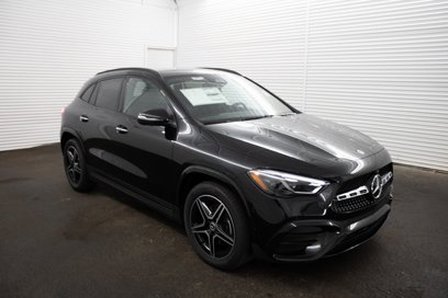 New 2025 Mercedes-Benz GLA 250