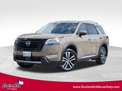 Used 2024 Nissan Pathfinder Platinum