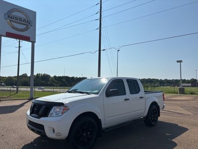 Used 2021 Nissan Frontier SV w/ Midnight Edition Floor Mats