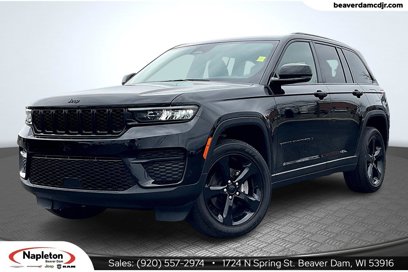 Used 2024 Jeep Grand Cherokee Altitude