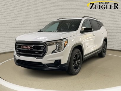 New 2024 GMC Terrain AT4 w/ Infotainment Package II