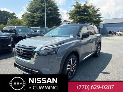 New 2025 Nissan Pathfinder Platinum w/ Cargo Package