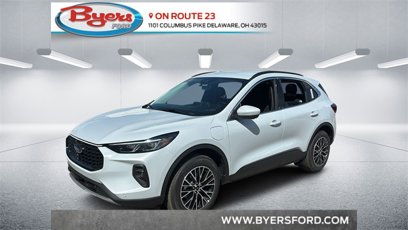 New 2025 Ford Escape SE