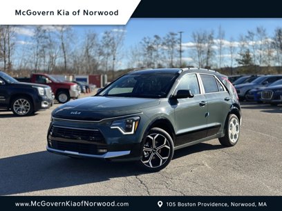 New 2025 Kia Niro SX Touring