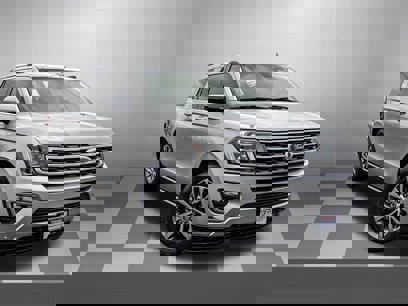 Used 2018 Ford Expedition Limited w/ Equipment Group 301A