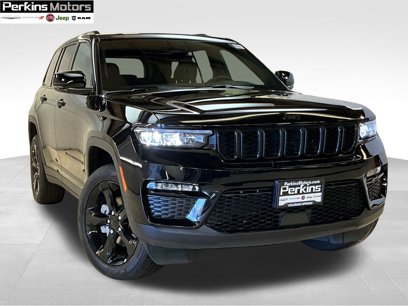 New 2025 Jeep Grand Cherokee Limited w/ Black Appearance Package