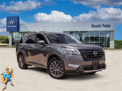 Used 2023 Nissan Pathfinder SL w/ Lighting Package (N92)