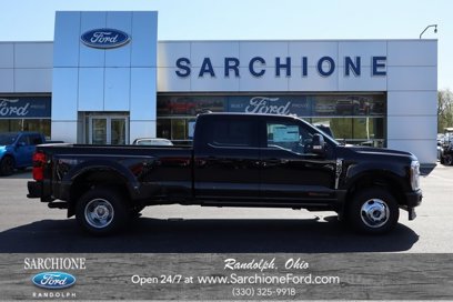 New 2025 Ford F350 XL w/ FX4 Off-Road Package