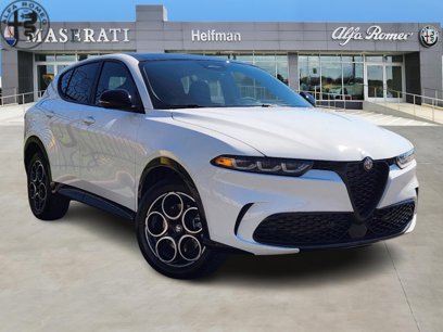 New 2025 Alfa Romeo Tonale w/ Premium Package