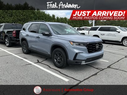 Used 2025 Honda Pilot TrailSport
