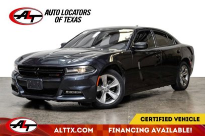 Used 2016 Dodge Charger SXT w/ Navigation & Travel Group