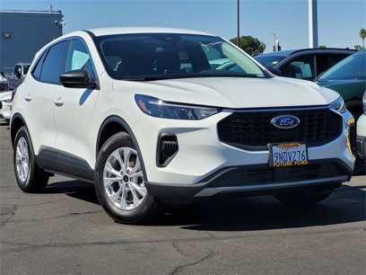 New 2024 Ford Escape Active w/ Cold Weather Package