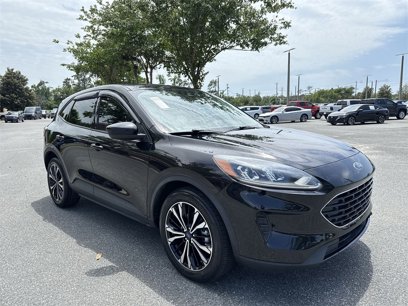 Used 2021 Ford Escape SE w/ SE Sport Appearance Package