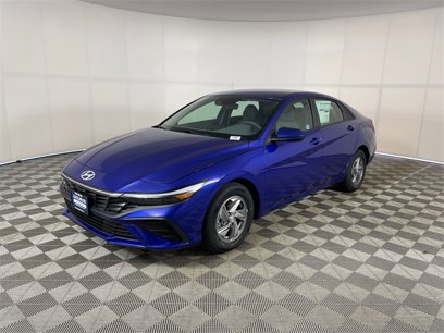 New 2025 Hyundai Elantra SE w/ Cargo Package