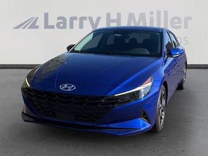 Certified 2023 Hyundai Elantra SEL w/ Convenience Package