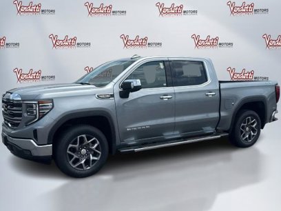 New 2025 GMC Sierra 1500 SLT w/ SLT Convenience Package
