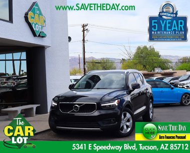 Used 2022 Volvo XC40 T4 Momentum