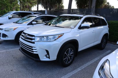 Certified 2019 Toyota Highlander XLE