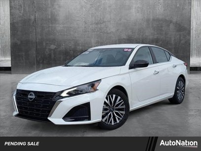 Used 2025 Nissan Altima 2.5 SV