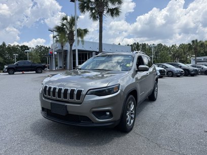 Used 2019 Jeep Cherokee Latitude Plus w/ Cold Weather Group