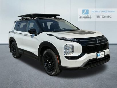 New 2025 Mitsubishi Outlander SE