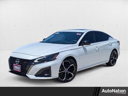 Used 2024 Nissan Altima 2.5 SR