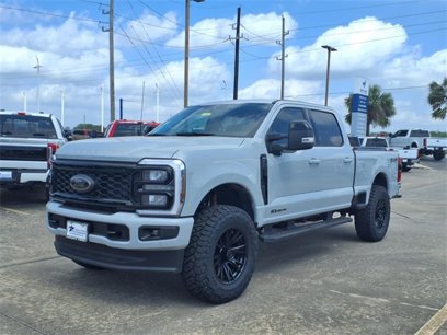 New 2025 Ford F250 Lariat w/ Lariat Ultimate Package