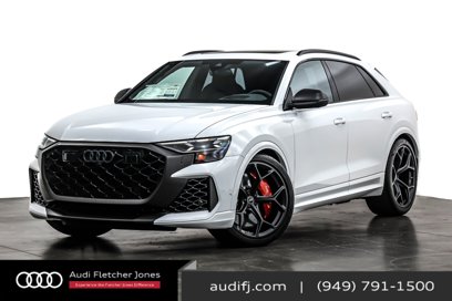 New 2025 Audi RS Q8 performance