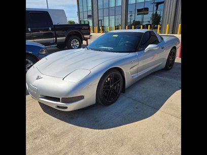 Used 2000 Chevrolet Corvette Coupe w/ Roof Pkg
