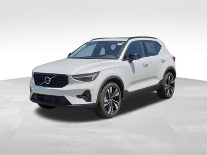 New 2025 Volvo XC40 B5 Plus w/ Protection Package Premier