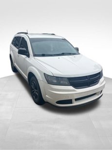 Used 2018 Dodge Journey SE w/ Connectivity Group