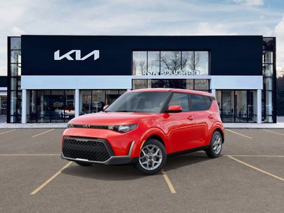 New 2025 Kia Soul LX