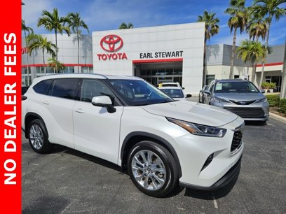Used 2024 Toyota Highlander Limited