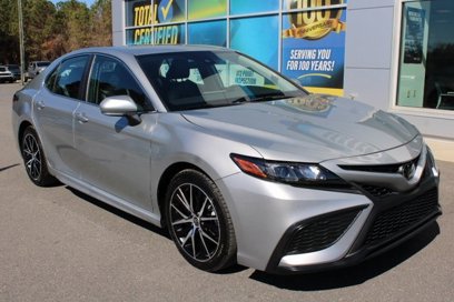 Used 2023 Toyota Camry SE