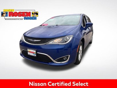 Used 2020 Chrysler Pacifica Touring w/ Cold Weather Group