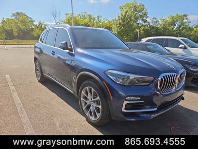 Used 2019 BMW X5 xDrive40i w/ Premium Package 2