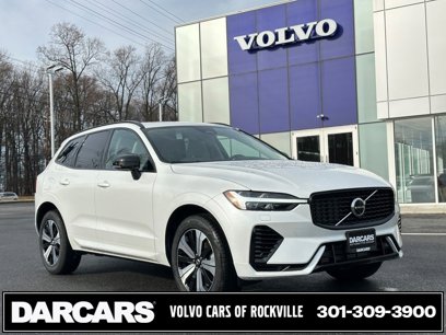 New 2025 Volvo XC60 T8 Core w/ Climate Package