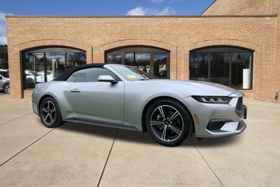 Used 2025 Ford Mustang Premium