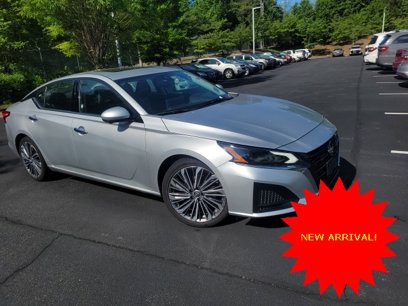 Used 2023 Nissan Altima 2.5 SL
