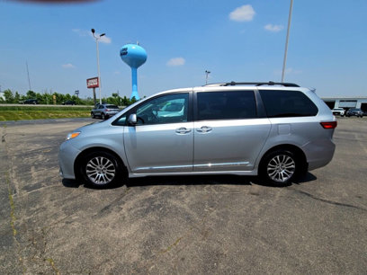 Used 2020 Toyota Sienna XLE