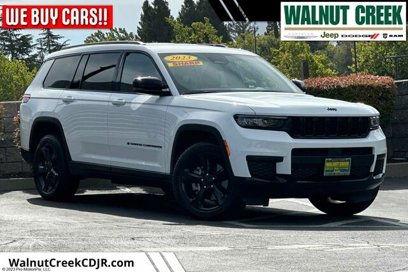 Used 2023 Jeep Grand Cherokee L Laredo