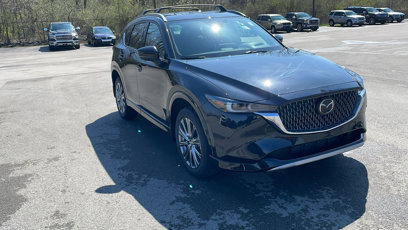 New 2025 MAZDA CX-5 Signature