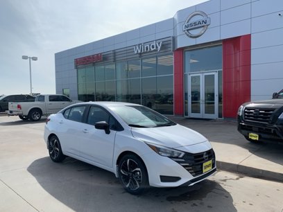 New 2024 Nissan Versa SR w/ Trunk Package