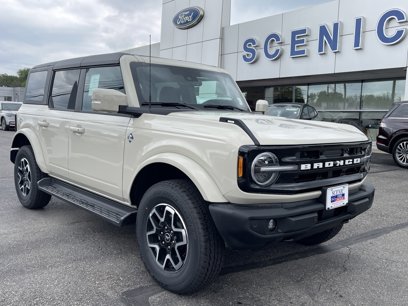 New 2025 Ford Bronco Outer Banks