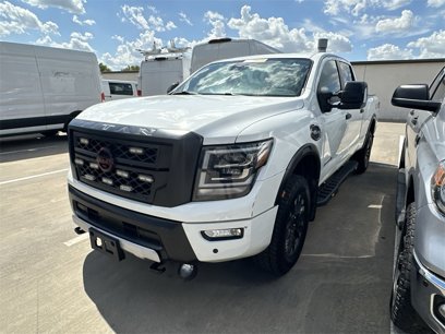 Used 2024 Nissan Titan PRO-4X w/ Pro-4x Convenience Package