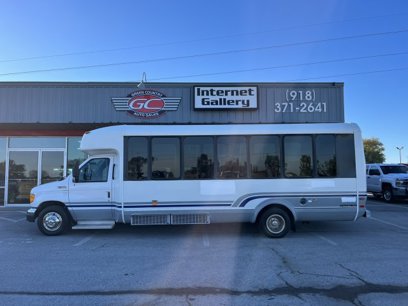 Used 2003 Ford E-450 and Econoline 450
