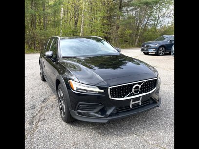 Used 2020 Volvo V60 T5 Cross Country w/ Protection Package Premier