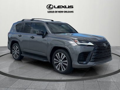 Used 2022 Lexus LX 600 4WD w/ Luxury Package