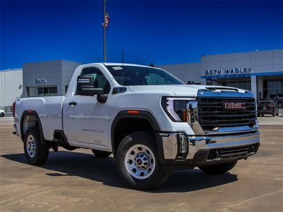 New 2025 GMC Sierra 2500 Pro w/ Convenience Package